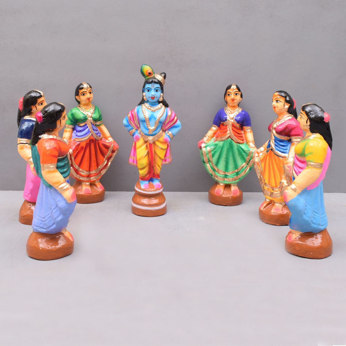 GOPIKA KRISHNA DANCE SET OF 7 DUSSERA DOLL GOLU DOLL TARANG HANDICRAFTS