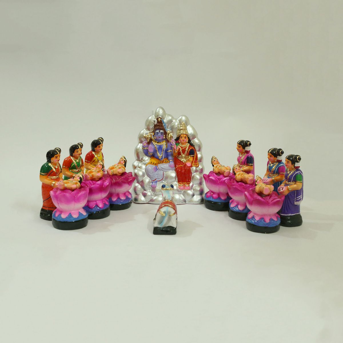 KARTHIGAI PENGAL SET OF 14 HANDMADE DUSSERA DOLL GOLU DOLL BOMMALU