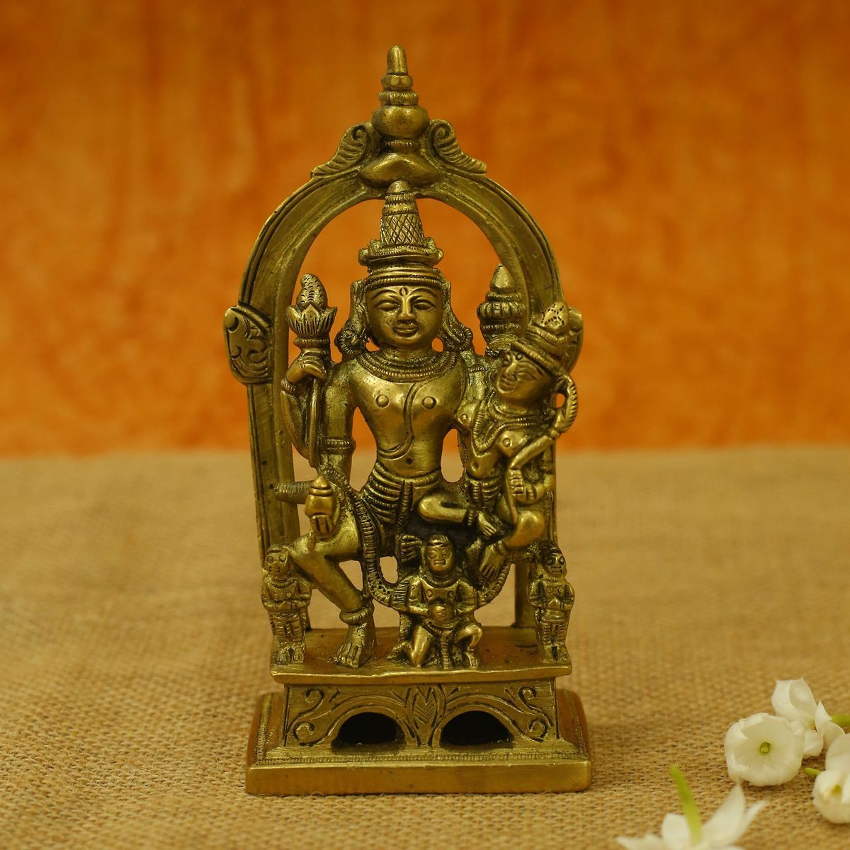 BRASS VISHNU LAKSHMI IDOL WITH PRABHAVALI
