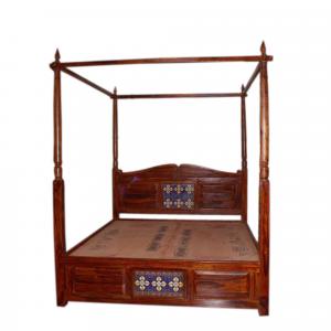 WND FOUR SEATER BED