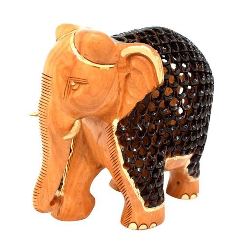 WHITE WOOD ELEPHANT CARVING AQ