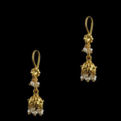GOLD PLATED JHUMKA HANGING EARRINGS WITH GARNET