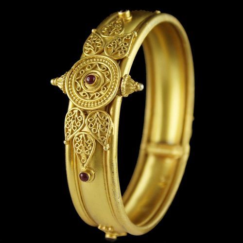 Kada and screw bangles