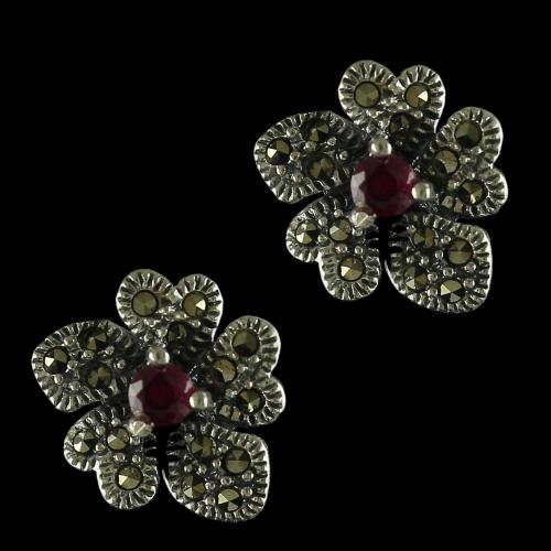 92.5 Sterling Silver Fancy Design Oxidized Casual Earring Studded Criystals And Ruby Stones
