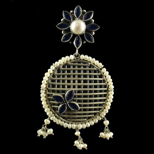Silver Plated Fancy Design Earrings Blue Marquise Pearl 7mm Pearl 2.5mm