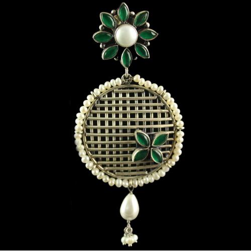 Silver Plated Fancy Design Earrings Green Marquise Pearl 7mm Pearl 2.5mm Pearl Drop 6X9