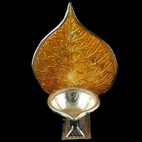 Silver Leaf Design Lamp
