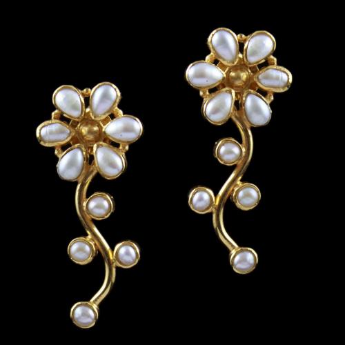 Flower Drops Earring With Pearl