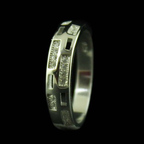 STERLING SILVER RING STUDDED ZIRCON STONES