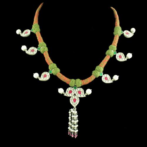 OXIDIZED FLORAL KUNDAN AND PEARL THREAD NECKLACE