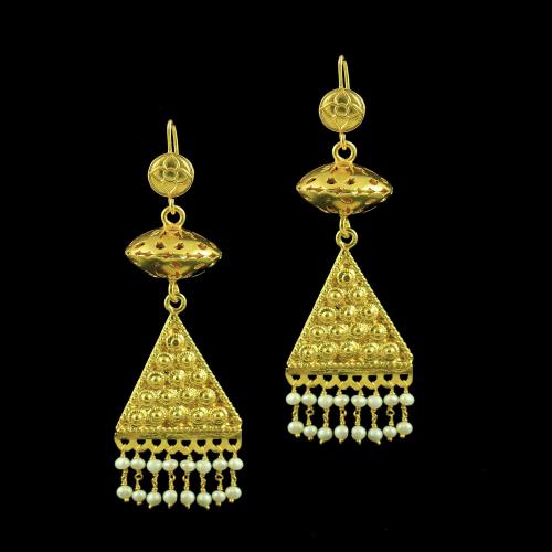 GOLD PLATED HANGING EARRINGS WITH PEARLS