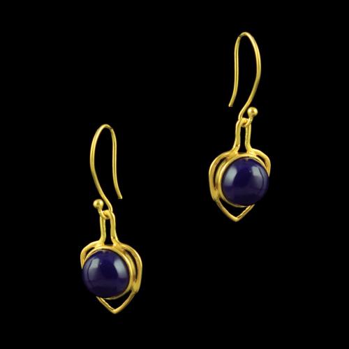 GOLD PLATED HANGING EARRINGS WITH PURPLE ONYX STONES