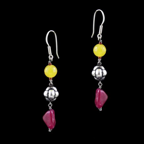 OXIDIZED SILVER HANGING EARRINGS WITH RED AND YELLOW QUARTZ BEADS