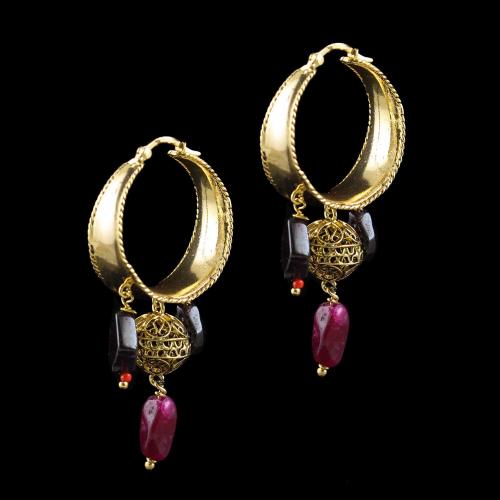 GOLD PLATED BALI EARRINGS WITH RED ONYX AND GARNET BEADS