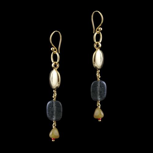 GOLD PLATED HANGING EARRINGS WITH QUARTZ BEADS
