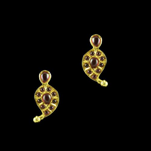GOLD PLATED MANGO EARRINGS WITH RUBY