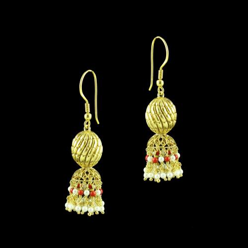 GOLD PLATED HANGING EARRINGS WITH CORAL AND PEARLS