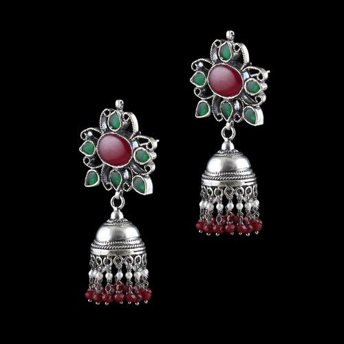OXIDIZED SILVER KUNDAN EARRINGS WITH GARNET AND PEARLS