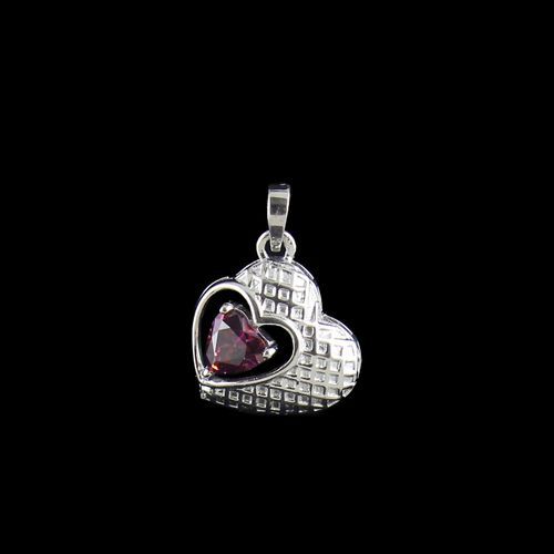 RED SWAROVSKI HEART PENDANT