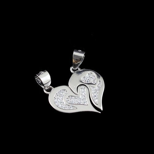 STERLING SILVER HEARTIN COUPLE PENDANT