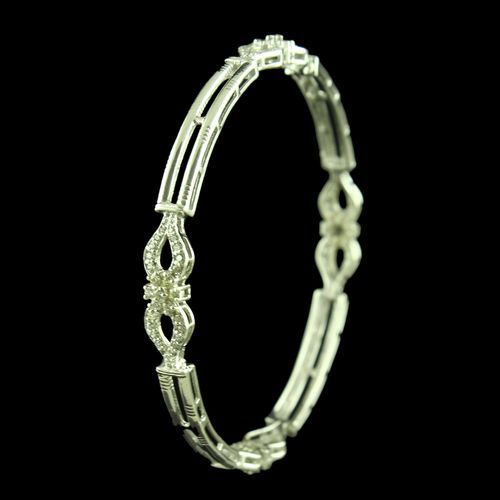 STERLING SILVER SWAROVSKI BANGLE