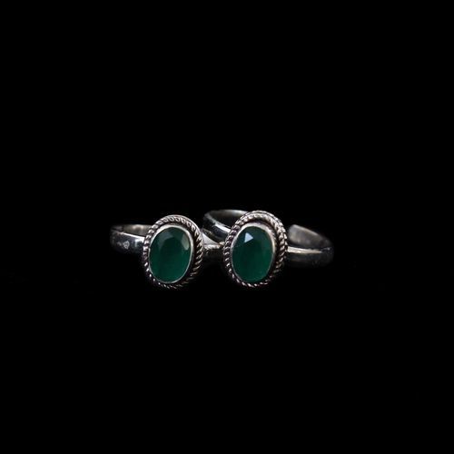 OXIDIZED SILVER  GREEN HYDRO TOE RINGS