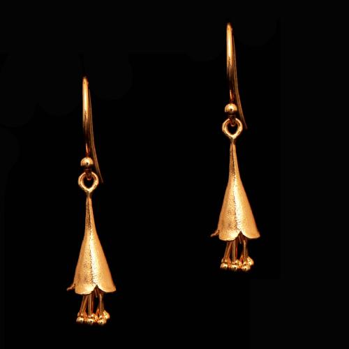 GOLD PLATED HANGING EARRINGS