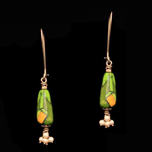 SILVER BULE POTTERY HANGING EARRINGS WITH PEARL