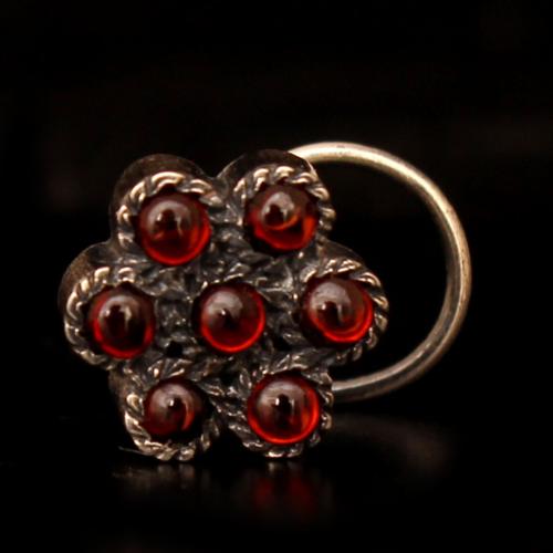 OXIDIZED SILVER FLORAL NOSE PIN WITH GARNET STONE