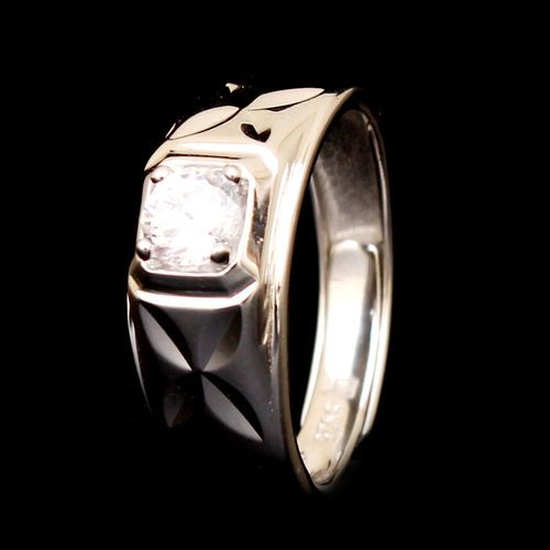 STERLING SILVER CZ RING