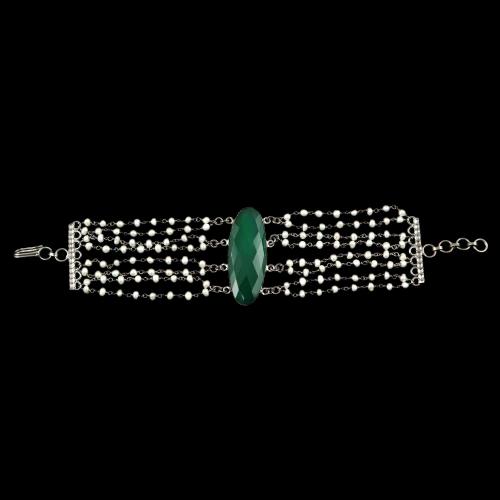 PEARL AATHI BUNCH BRACELET WITH GREEN ONYX STONE
