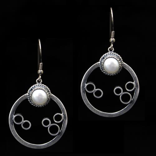 OXIDIZED SILVER PEARL BEADS HANGING EARRINGS