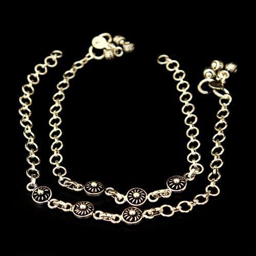 OXIDIZED SILVER ANKLETS
