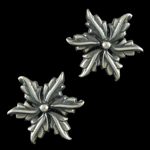 OXIDIZED SILVER FLORAL EARRINGS