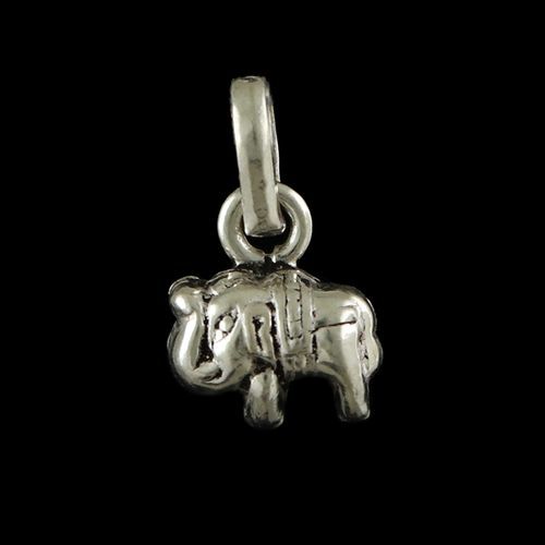 OXIDIZED SILVER ELEPHANT PENDANT