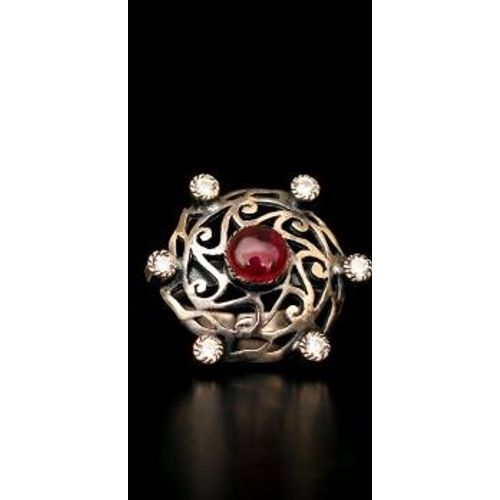 OXIDIZED SILVER TOE RINGS WITH MONALISA AND CZ STONE
