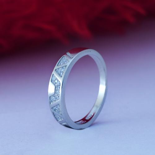 STERLING SILVER CZ BAND RING