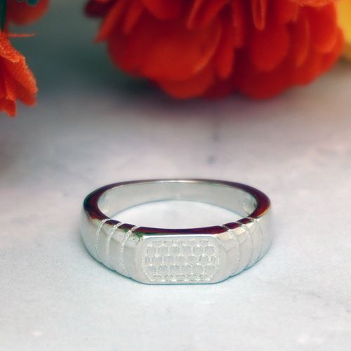 92.5 STERLING SILVER KIDS RING