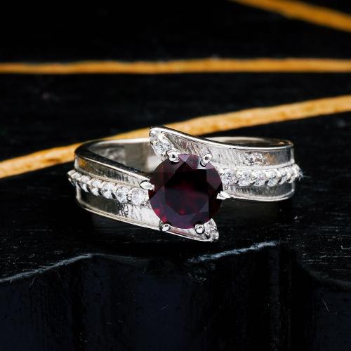 STERLING SILVER GARNET AND CZ RING