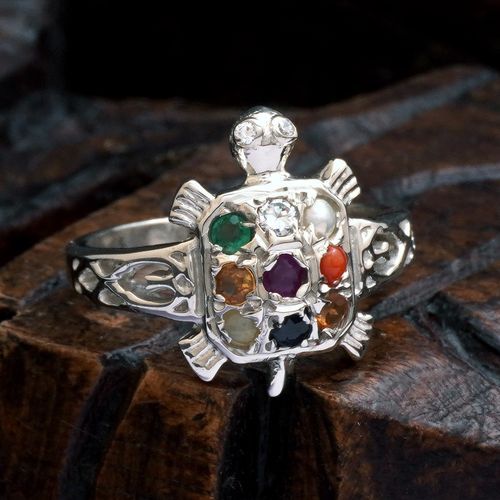 STERLING SILVER NAVRATHNA TORTOISE RING