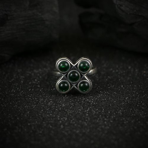 OXIDIZED SILVER RING WITH GREEN HYDRO STONES