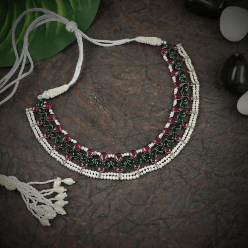 OXIDIZED SILVER RED GREEN CORUNDUM STONE NECKLACE WITH PEARLS