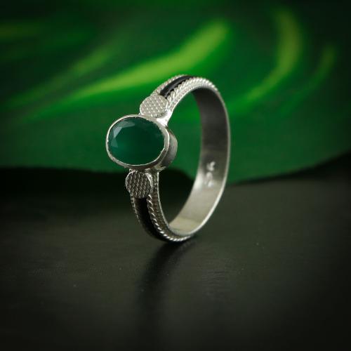 ELEPHANT HAIR SILVER RING WITH GREEN HYDRO