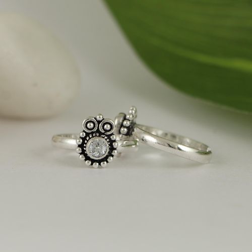 OXIDIZED SILVER TOE RINGS WITH CZ STONES