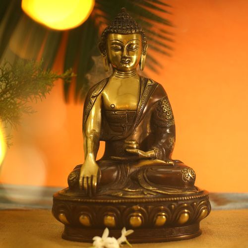 BRASS BUDDHA IDOL WITH ANTIQUE FINISH