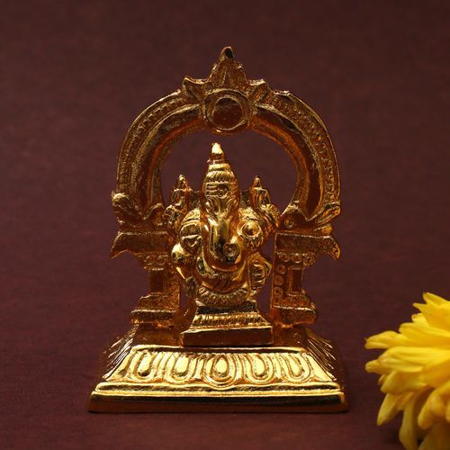BRASS GANESHA IDOL WITH PRABHAVALI