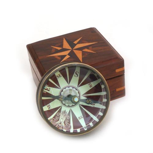 COMPASS WITH BOX