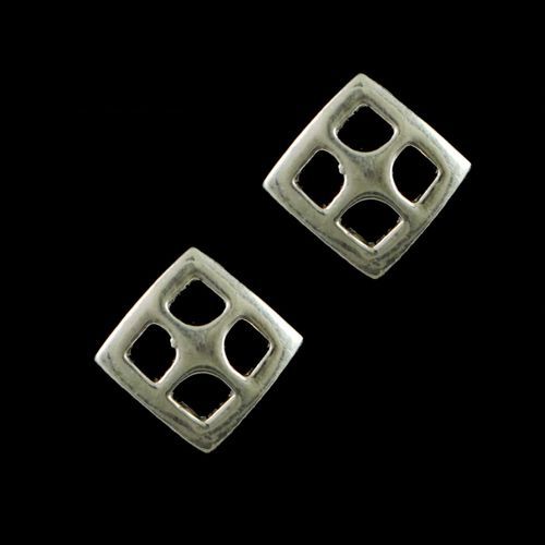 SILVER FANCY STUD  92.5